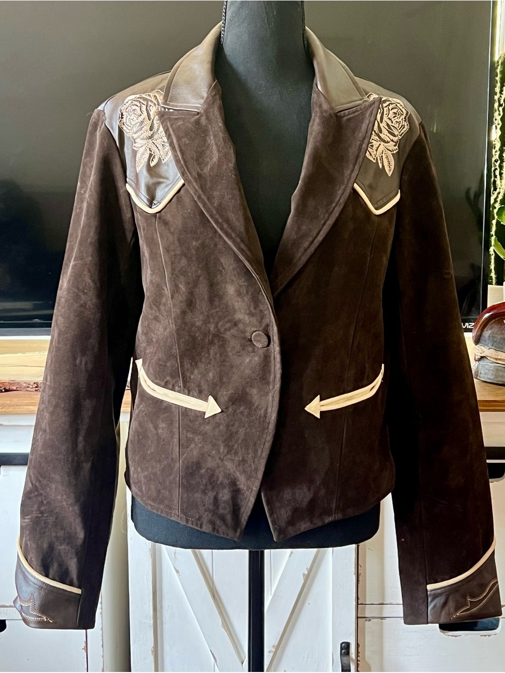 Bella Rosa Jacket - Rodeo Quincy - New with Tags - Picture 3 of 14